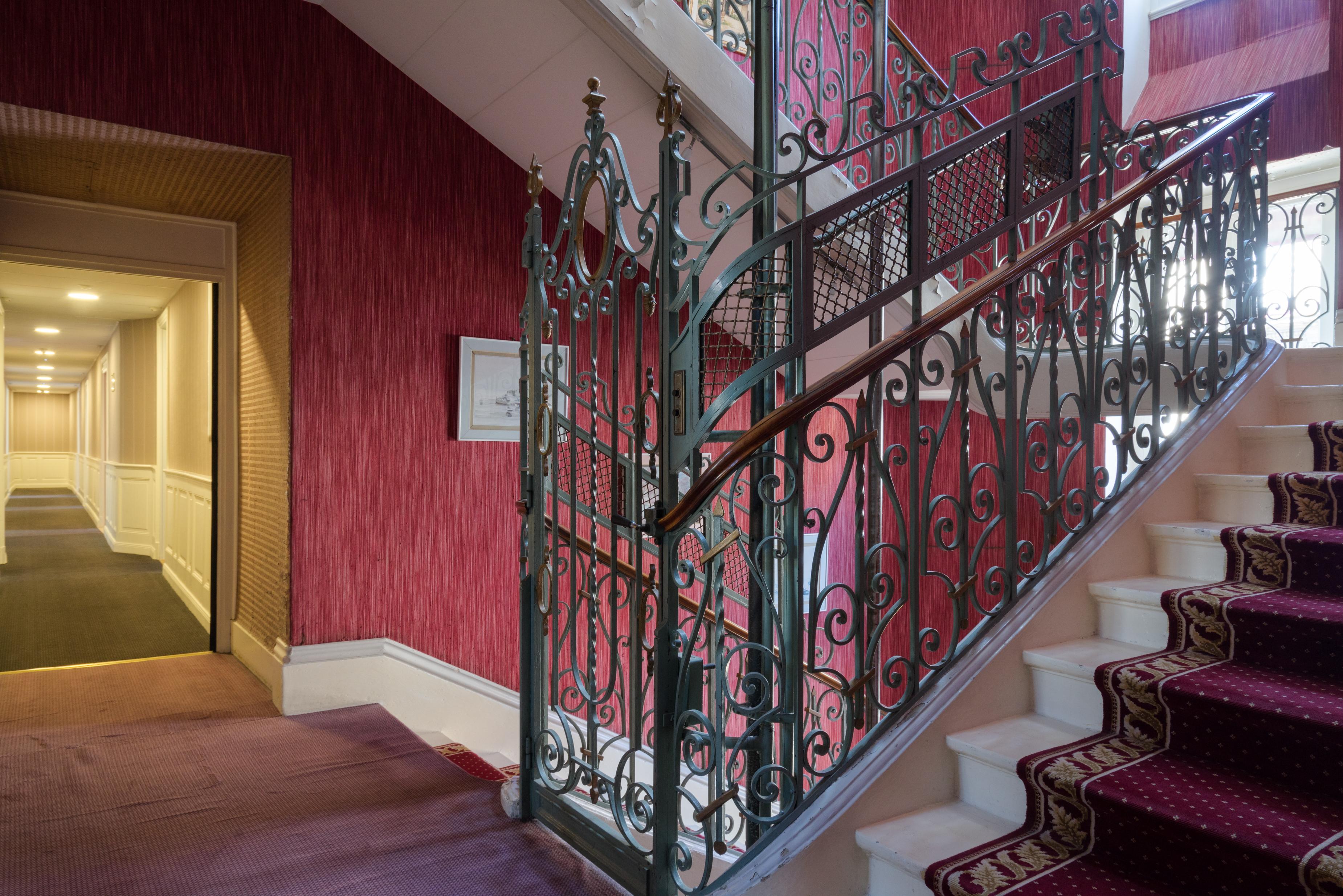 The Originals Boutique, Hotel Terminus, Bourg-En-Bresse Gare Экстерьер фото